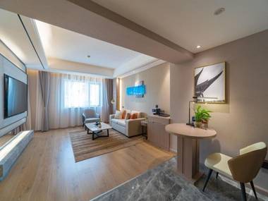 GreenTree Eastern Dali Railway Station Hotel