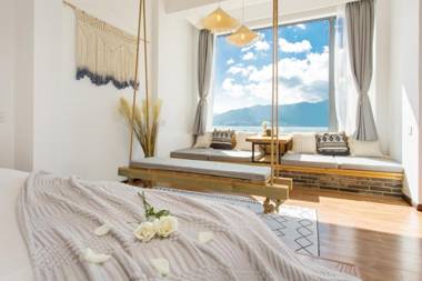 Aishe Honeymoon Sea View Guesthouse