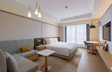 Holiday Inn Chongqing Guanyinqiao an IHG Hotel