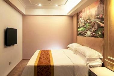 Vienna Chongqing Yuanjiagang Subway Station Branch