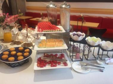 Ibis Chongqing Jiefangbei Pedestrian Street Hotel