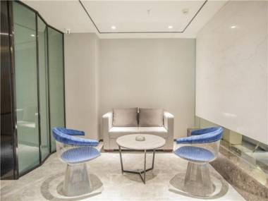 7 Days Premium North Railway Station North Square Center