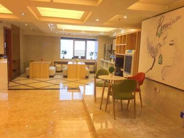 7Days Premium Chongqing Guanyinqiao Pedestrian Street Light Rail Station Branch