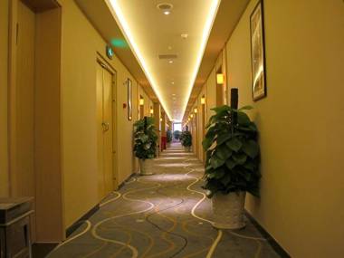 7Days Premium Chongqing Nanping Pedestrian Street Light Rail Station Branch