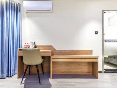 Borrman Hotel Chongqing Sanxia Square Pedestrian Street Center