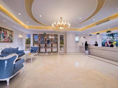 Vienna Hotel Chongqing Jiefangbei Pedestrian Street