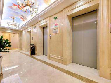 Vienna Hotel Chongqing Jiefangbei Pedestrian Street