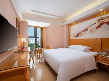 Vienna Hotel Chongqing West High-Speed Railway Station