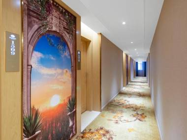 Vienna Hotel Chongqing Lijiatuo Pedestrian Street