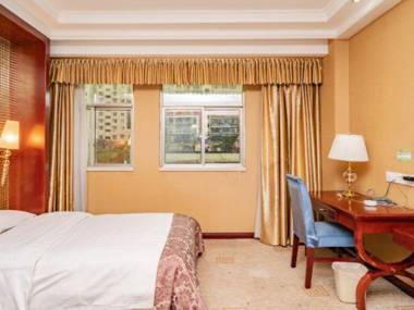 Genius Hotel