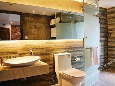 Boman Art Theme Hotel (Chongqing Longhu Times Paradise Walk)