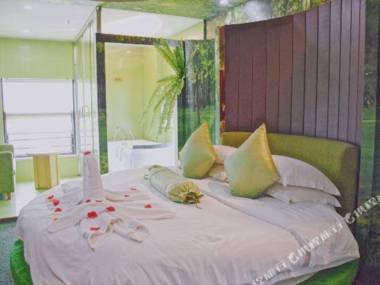 Xiehou Fengqing Theme Hotel (Chongqing Jiangbei Airport)