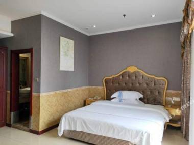 Feicui Huangguan Hotel