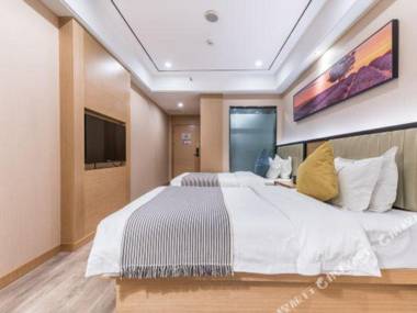 Haoma Shangpin Hotel (Chongqing Yuanyang Light Rail Station)