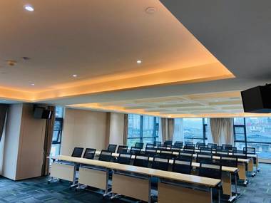 Ji Hotel Chongqing Caijia Metro Station