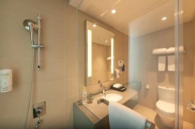 Holiday Inn Express Chengdu Huanhuaxi an IHG Hotel