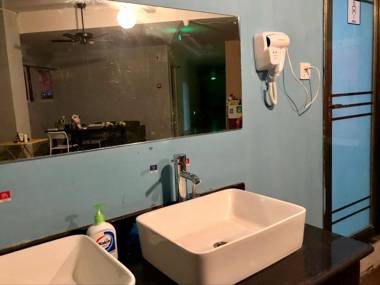 Loving Chengdu Youth Hostel