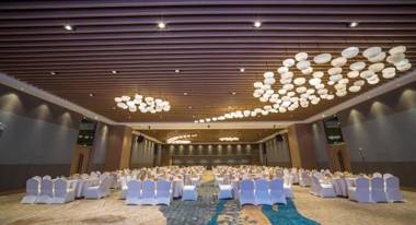 Ramada Encore Jintang