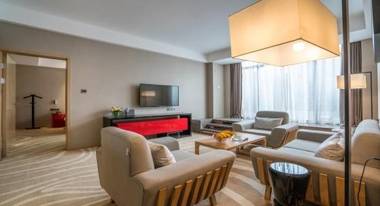 Ramada Encore Jintang