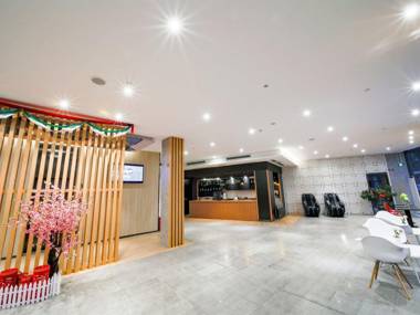 ibis Chengdu Meizhou Center