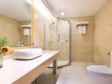 Vienna Hotel Chengdu Chunxi Road Tianfu Square Metro Station