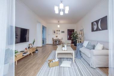 Chengdu Chenghua·Giant Panda Breeding Base Locals Apartment 00149350