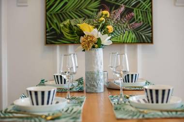 Chengdu Jinniu·Zhaoyang Langxiang Square Locals Apartment 00151010