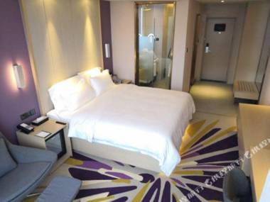 Lavande Hotel·Chongzhou Wanda Plaza