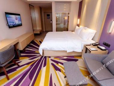 Lavande Hotel·Chongzhou Wanda Plaza