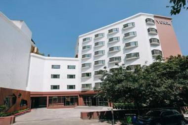 Yunik Hotel (Chengdu Jiuyanqiao Sichuan Conservatory of Music)