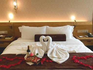 James Joyce Coffetel Chengdu Century City Convention and Exhibition Center