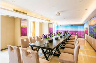 Lavande Hotel Chengdu East Railway Station