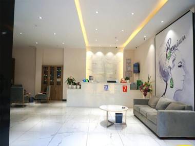 7 Days Inn·Premium Chengdu Yulin Nan Street