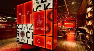 Atour Light Hotel (Chengdu Chunxi Road Netease Music)