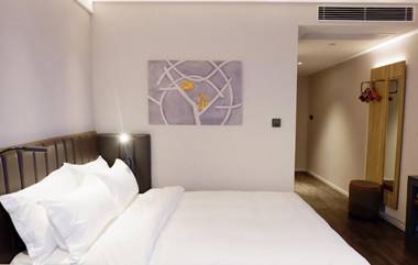 Hanting Premium Hotel Chengdu Wuhou New City