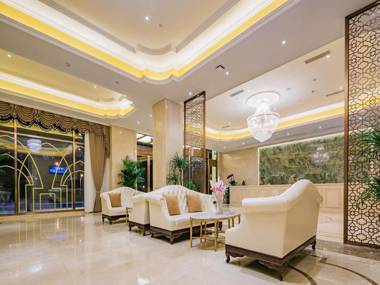 James Joyce Coffetel Chengdu Huayang Convention and Exhibition Center Haichang Polar Aquarium