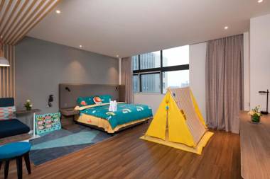 Holiday Inn Express Chengdu Wuhou New City an IHG Hotel