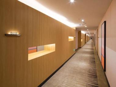 Gya Hotel Chengdu Global Center Jinchenghu Metro Station