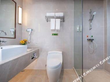 Vienna International Hotel (Chengdu Happy Valley Dongzikou Metro Station)