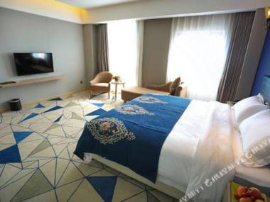 Liu He Yin Xiang Jiu Dian Cheng Dou Shuang Liu Wan Da Dian