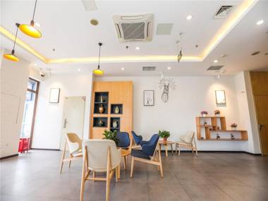 Hanting Hotel Chongzhou Century Avenue