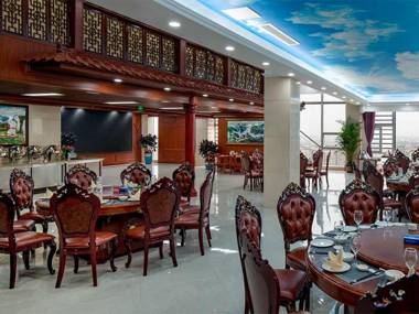 Vienna Hotel Chengdu Shuxi Road Jewelry Center