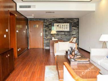 Dou Jiang Yan Shang Jing Ling Yan Sen Lin Hotel