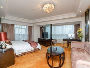 Qixin Hotel (Nine Eyes Bridge)