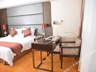 Qixin Hotel (Nine Eyes Bridge)