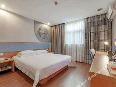 Pebble Motel Hotel (Chengdu Jinniu Wanda liangjiaxiang subway station store)