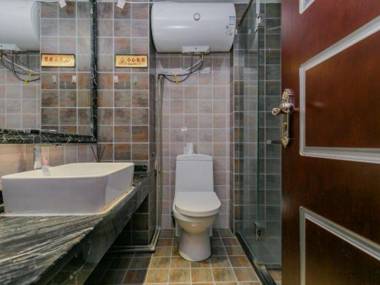 Kaisi Danni Apartment