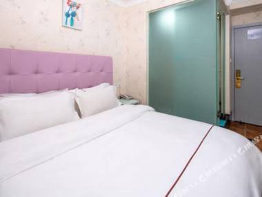 Cheng Dou Kai Yan Hotel