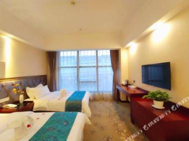 Lu Dao Jing Pin Jiu Dian Cheng Dou Long Zhua Yan Di Tie Jin Nan Tian Jie Dian