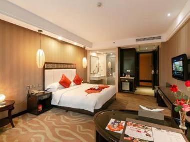 Caston Huanglong Hotel